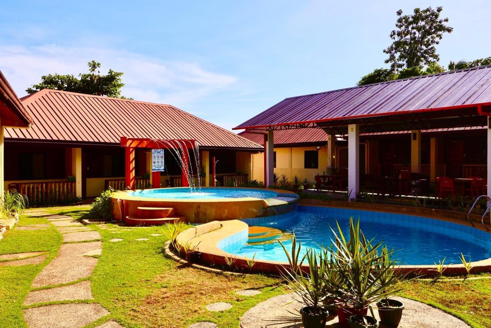 Chiisai Natsu Resort Bolod  Exterior photo