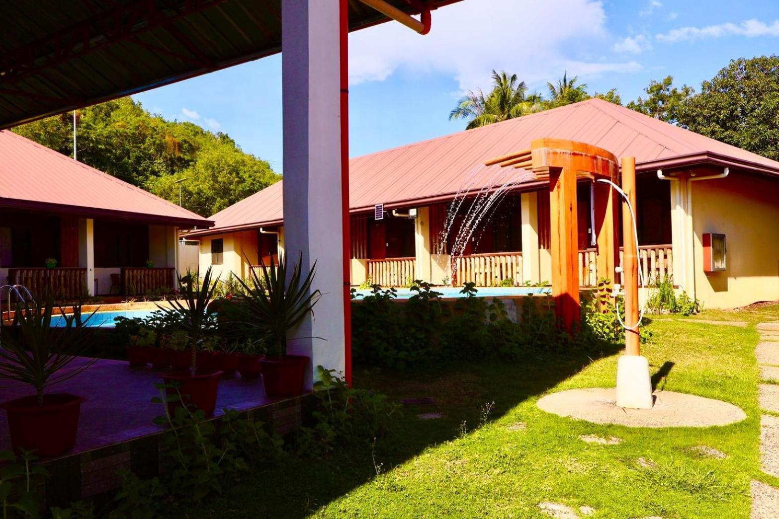 Chiisai Natsu Resort Bolod  Exterior photo