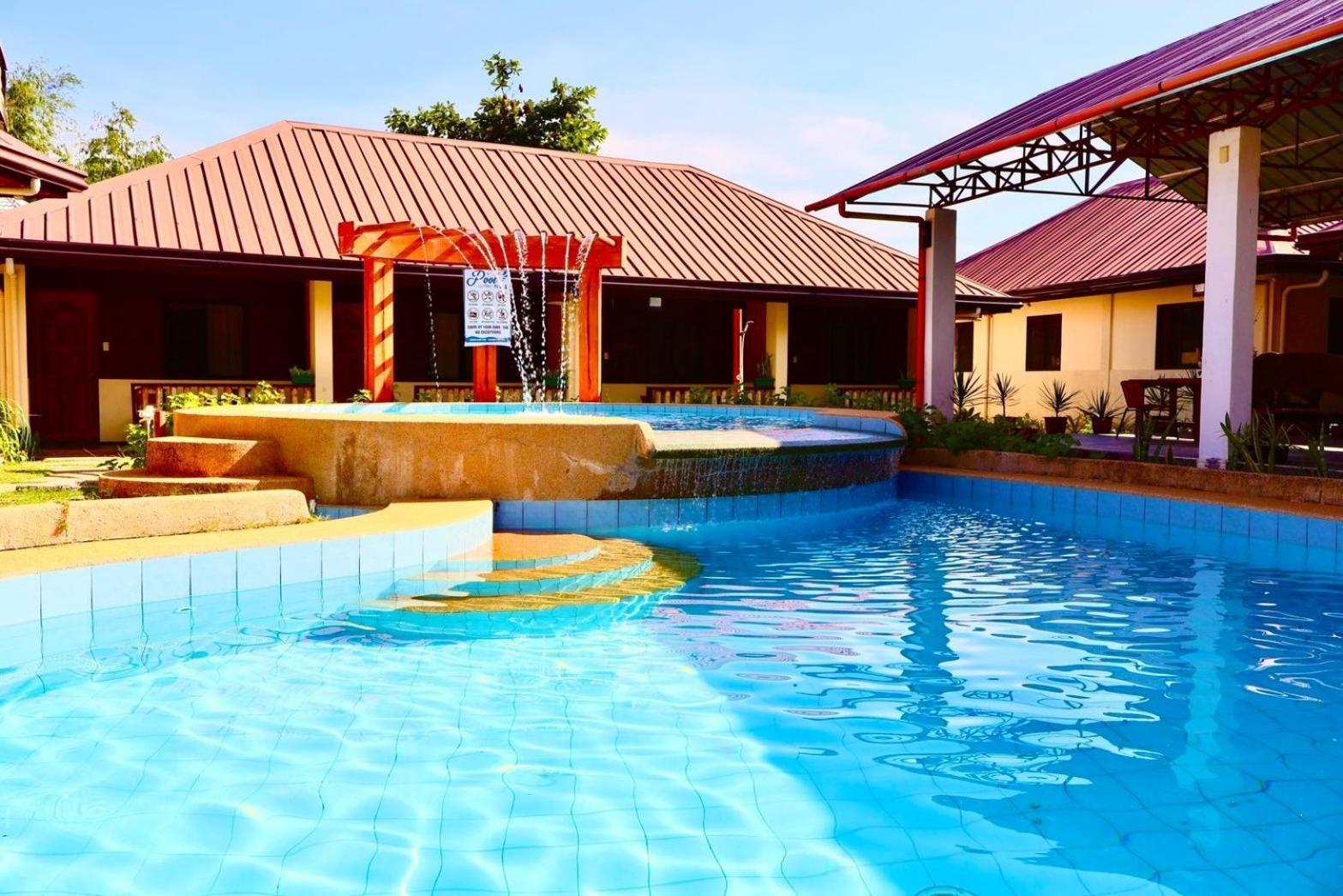 Chiisai Natsu Resort Bolod  Exterior photo